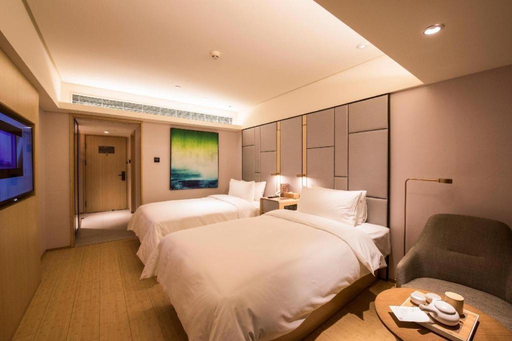 Ji Nanluoguxiang Andingmen Metro Station Hotel
