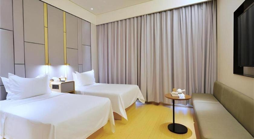 Hotel Ji Nanluoguxiang Andingmen Metro Station 3*